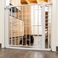 Barrera Blanca TIAKI Con 7 Cm De Extensión Para Perros -Artículos Mascotas Tienda 334597 tiaki dog gate white fg 8184 1