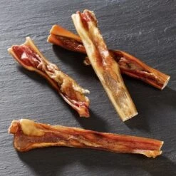 Rocco Naturals Cuero Cabelludo De Buey Para Perros 9 Rocco Naturals Cuero Cabelludo De Buey Para Perros -Artículos Mascotas Tienda rocco beef scalp 2 web 7